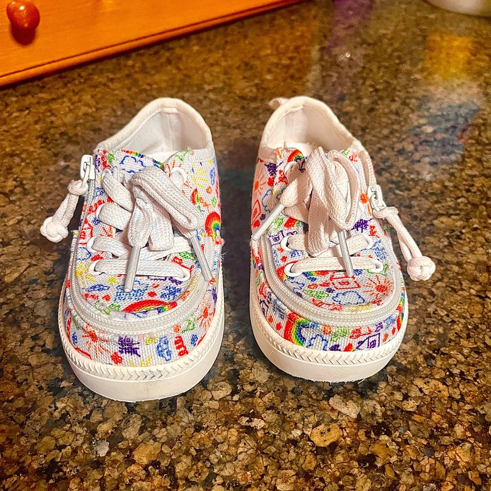 Size 7 shoes for boys or girls